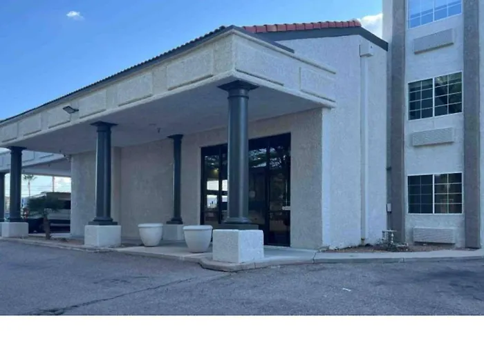 6 Tucson, Az Airport Kino Sports Complex Hotel 4*