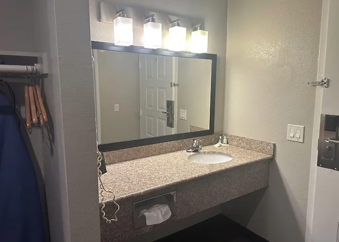 Hotel 6 Tucson, Az Airport Kino Sports Complex 4*