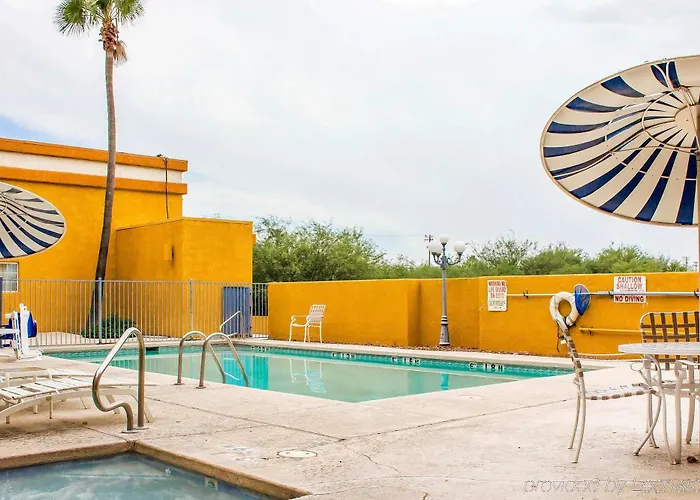 Hotel 6 Tucson, Az Airport Kino Sports Complex