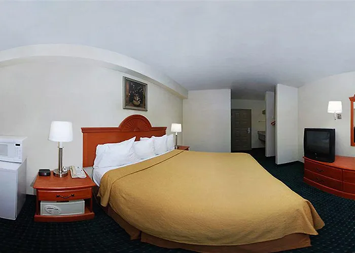 6 Tucson, Az Airport Kino Sports Complex Hotel 4*